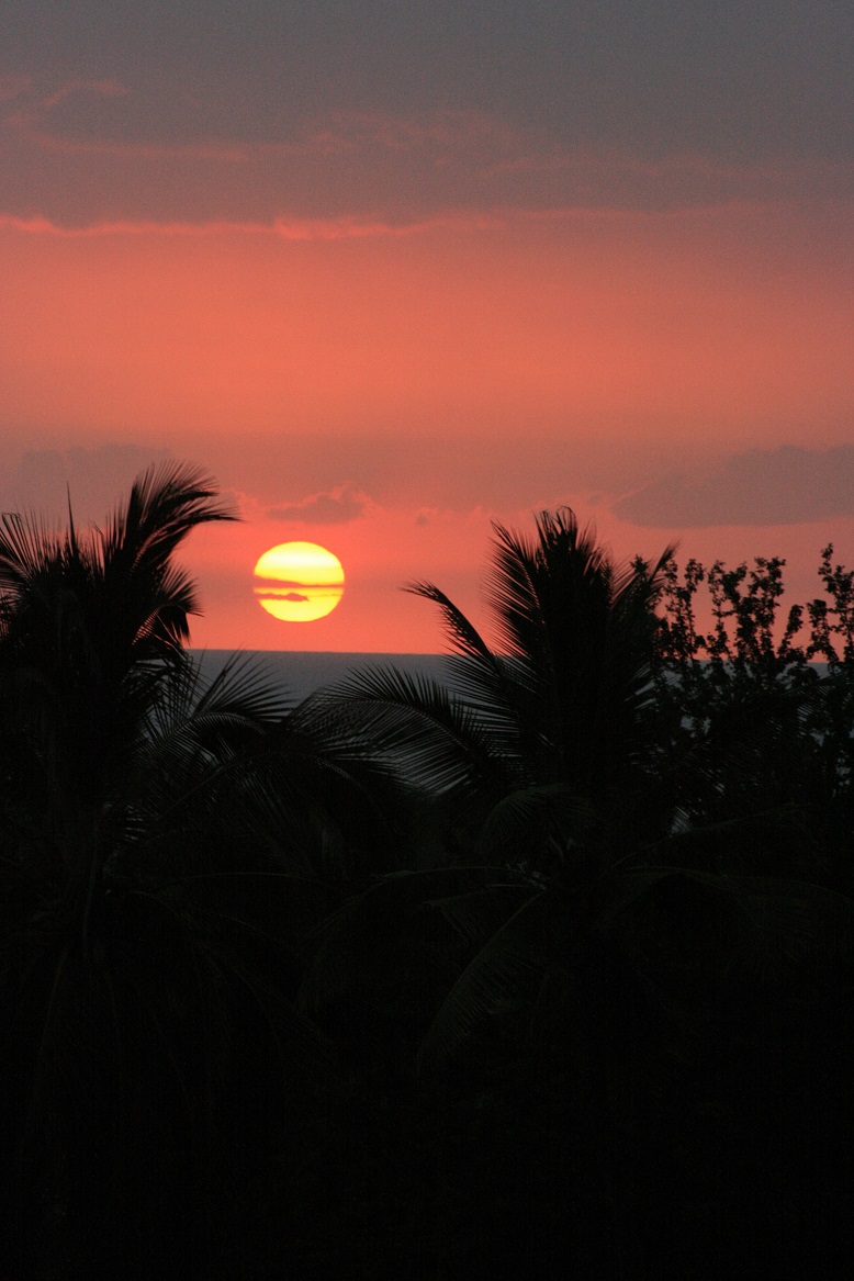 photograph of kona sunset